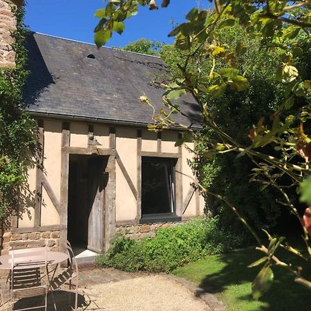 Le Clos Du Mont Jarry Le Val-Saint-Père Exterior foto