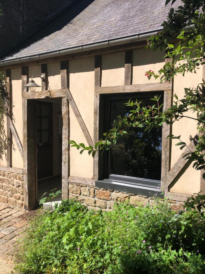 Le Clos Du Mont Jarry Le Val-Saint-Père Exterior foto