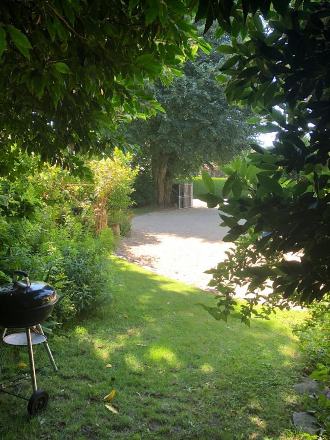 Le Clos Du Mont Jarry Le Val-Saint-Père Exterior foto