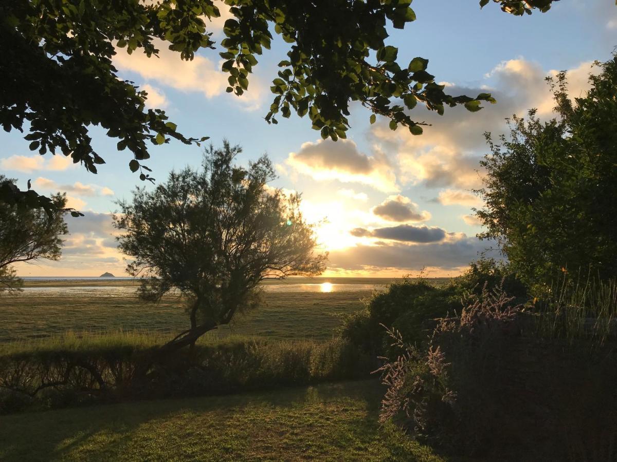 Le Clos Du Mont Jarry Le Val-Saint-Père Exterior foto
