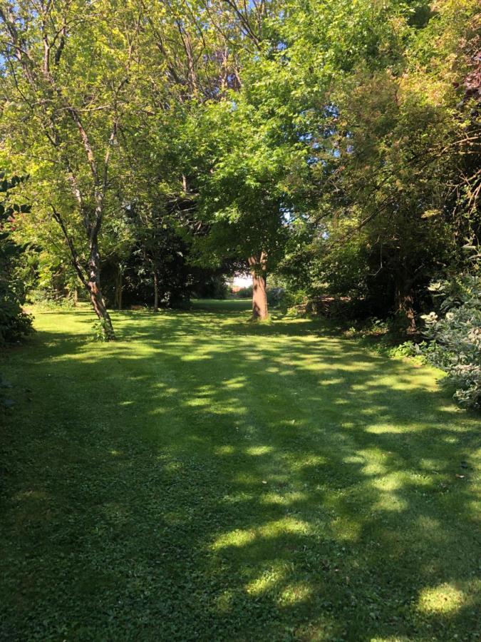 Le Clos Du Mont Jarry Le Val-Saint-Père Exterior foto